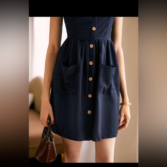 Brand new SHEIN dress with buttons and pockets - Picture 2 of 9